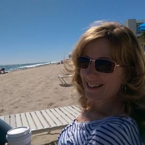 Meet your Posher, Debbie